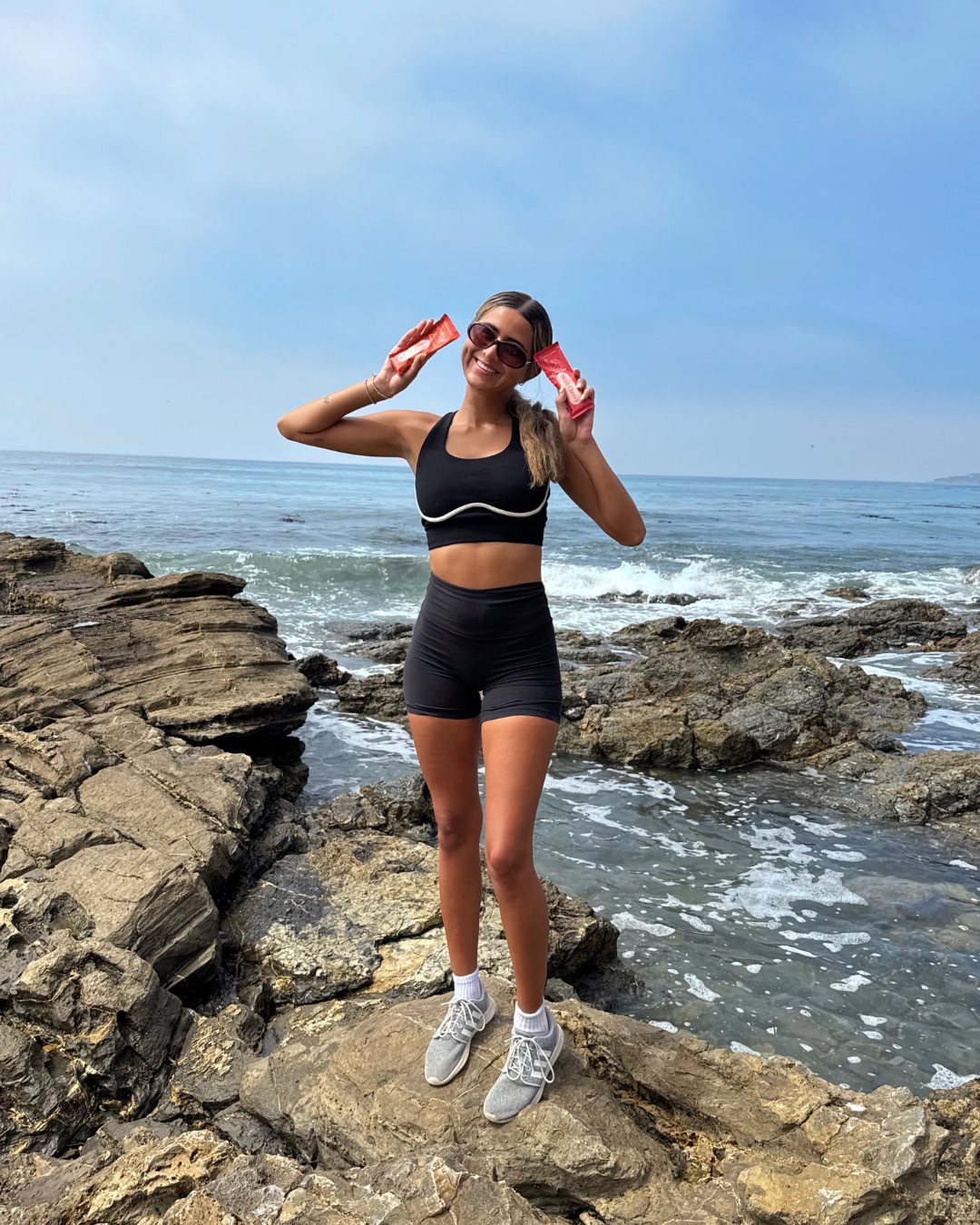 EllyPop_Freezer_Pops_with_Electrolytes